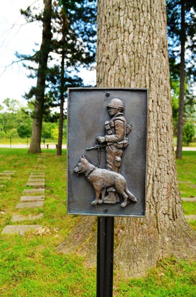 Photo of War Dog Memorial